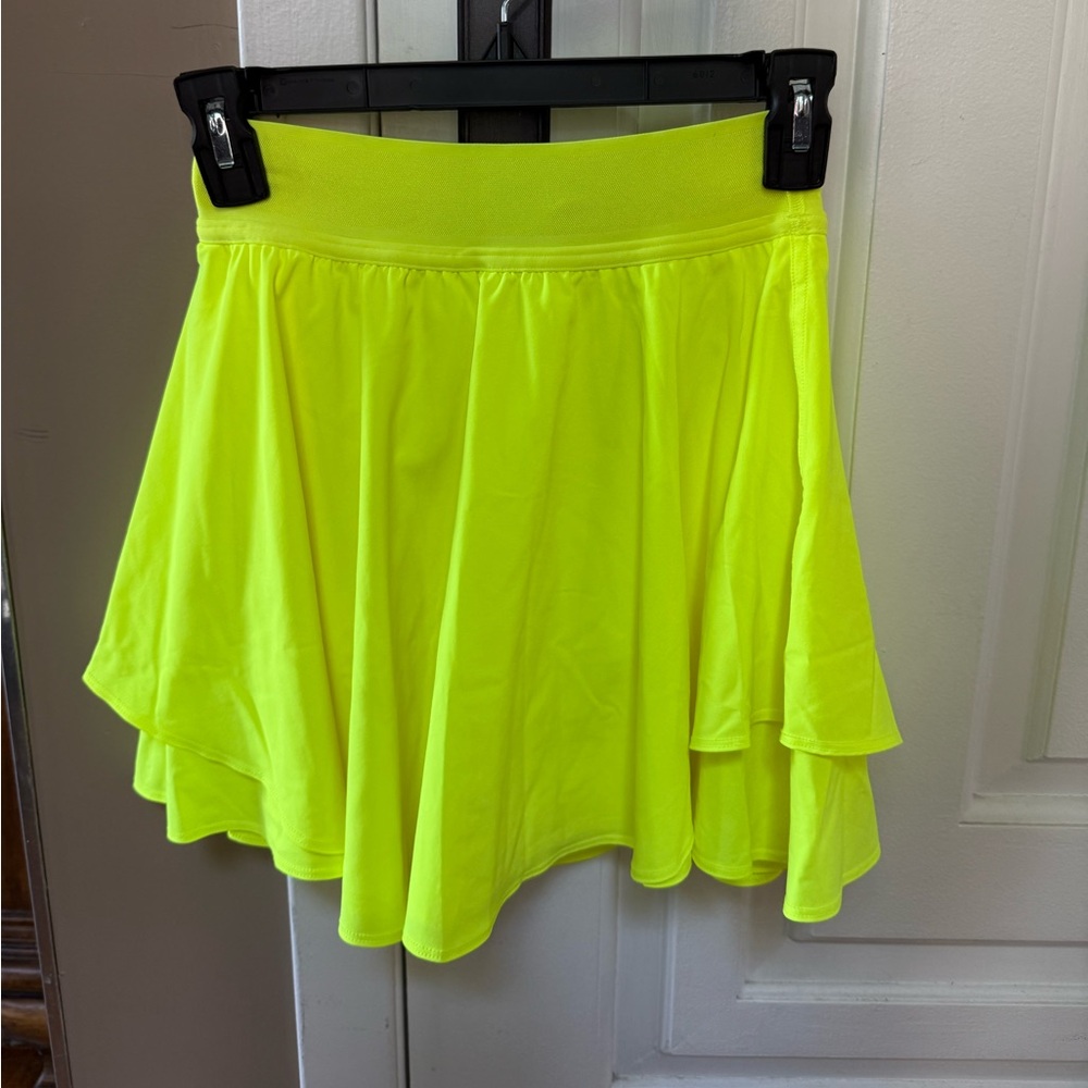 Lululemon Size 2 Skirt - rare